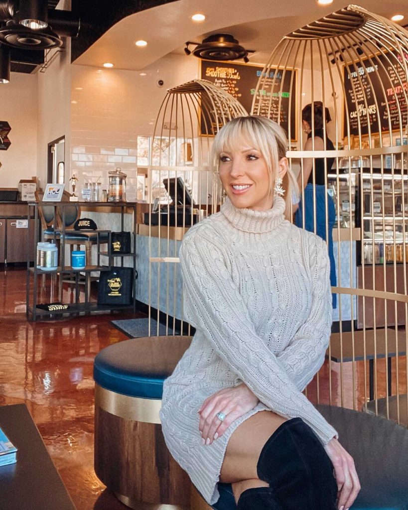 turtleneck sweater dress fashion blogger Eve Dawes cafe