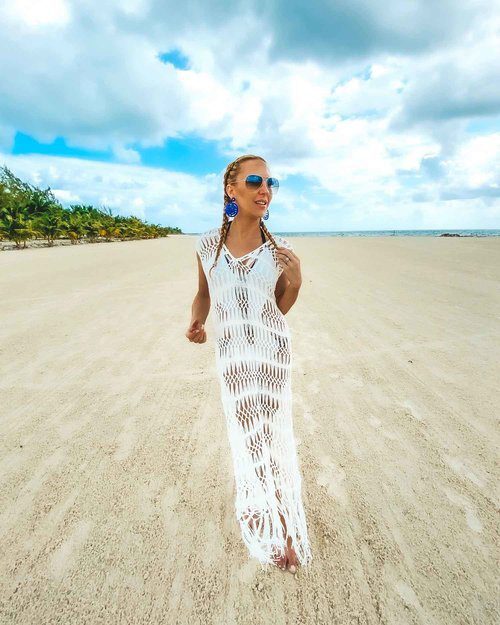 summer fashion white crochet dress eve dawes beach