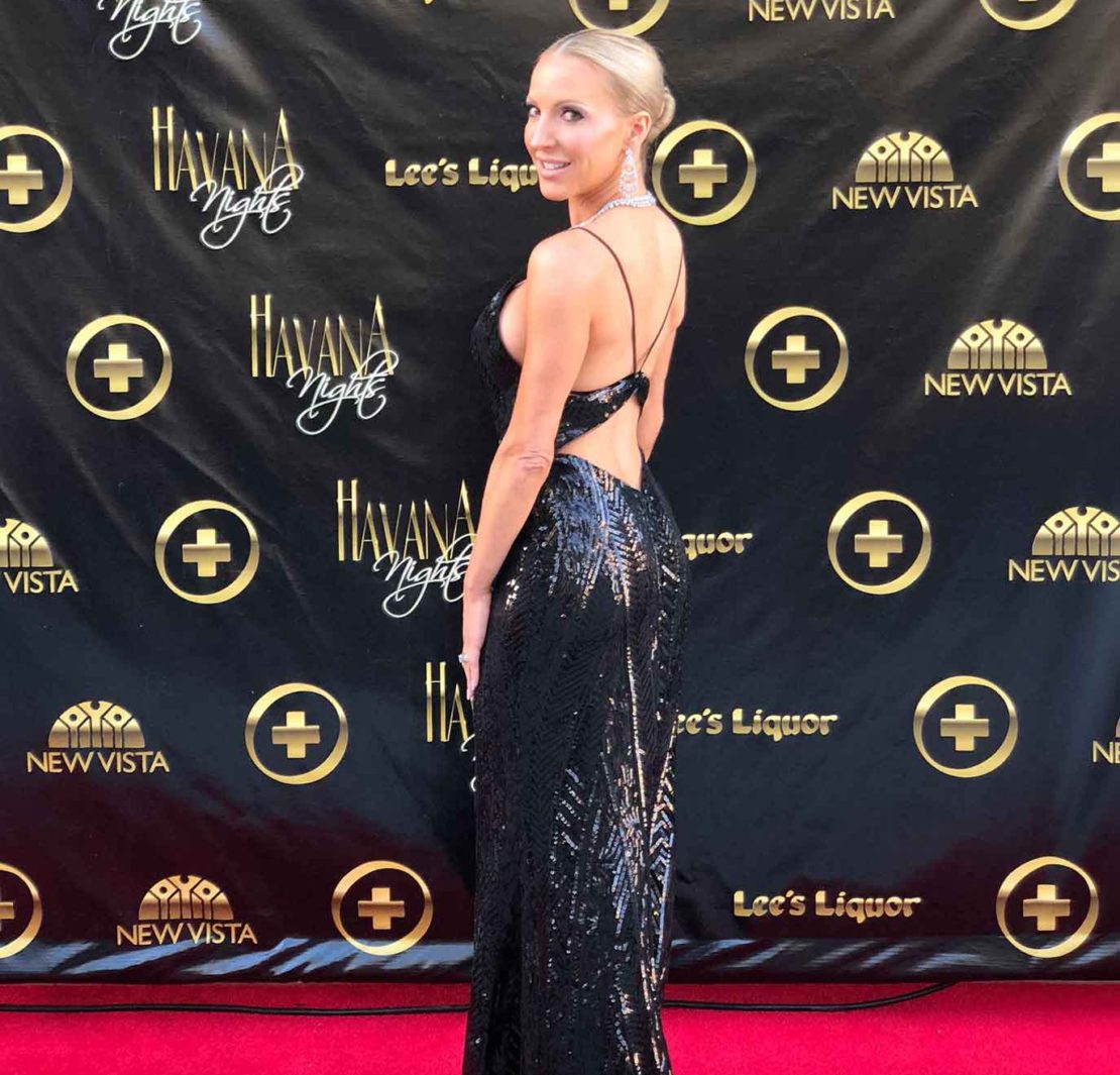 glam makeup golden glow red carpet blonde Eve Dawes wearing Faviana gown