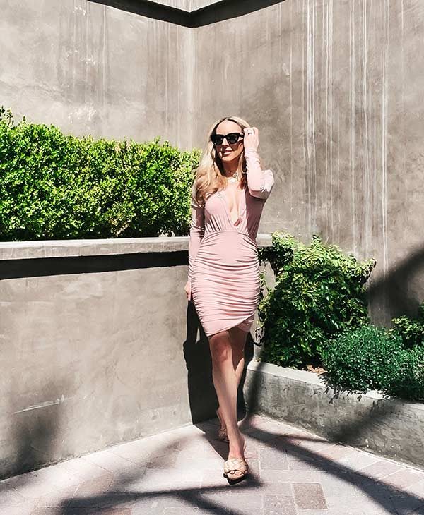 Femme luxe pink bodycon dress fashion blogger Glamour Gains