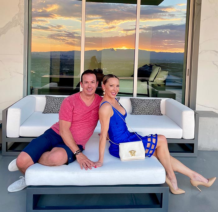 vestido azul fiesta del 4 de julio Eve Dawes marido atardecer Vegas