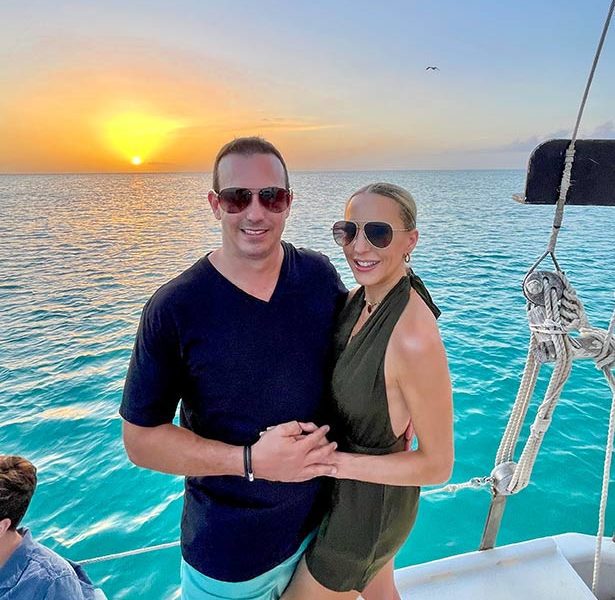 things do Turks Caicos sunset cruise romantic couple