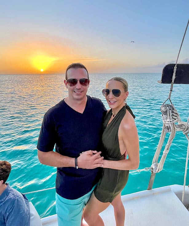 sunset cruise turks and caicos romantic couple