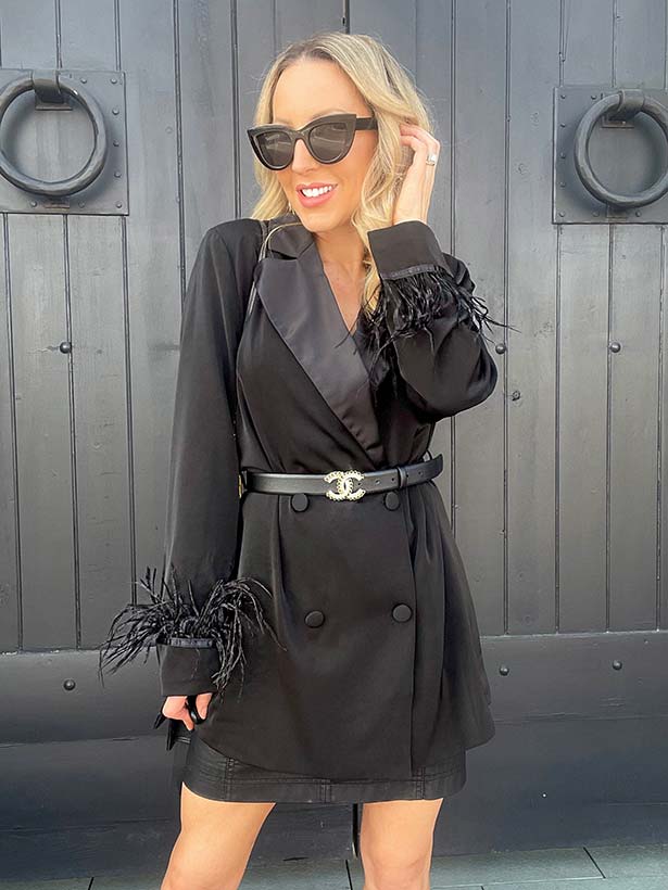 winter fashion outfit feather blazer black street style star Glamour Gains
