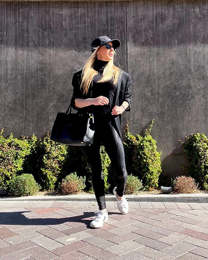 black leggings outfit winter fashion blogger eve dawes white sneakers