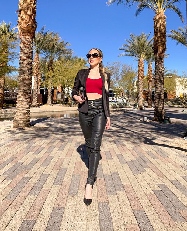 red knit bralette crop top black blazer fashion blogger Glamour Gains 2022
