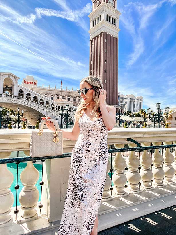 affordable spring dress fashion blogger Eve Dawes Vegas