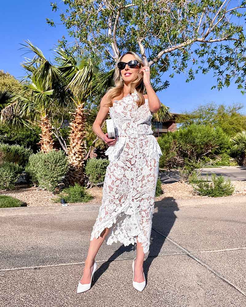 Elliatt Revolve white lace midi dress fashion blogger Glamour Gains