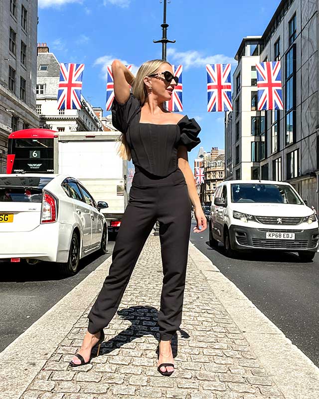 corset top black Fall fashion trends glamour gains eve dawes london