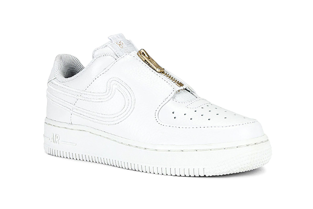 Difference Between NIKE AIR FORCE 1 '07 VS AIR FORCE 1 LV8 