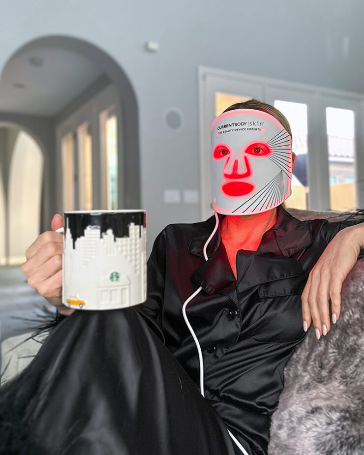 Currentbody Led Mask CurrentBody LED Mask Review: Series 1 Results and Before and After ...