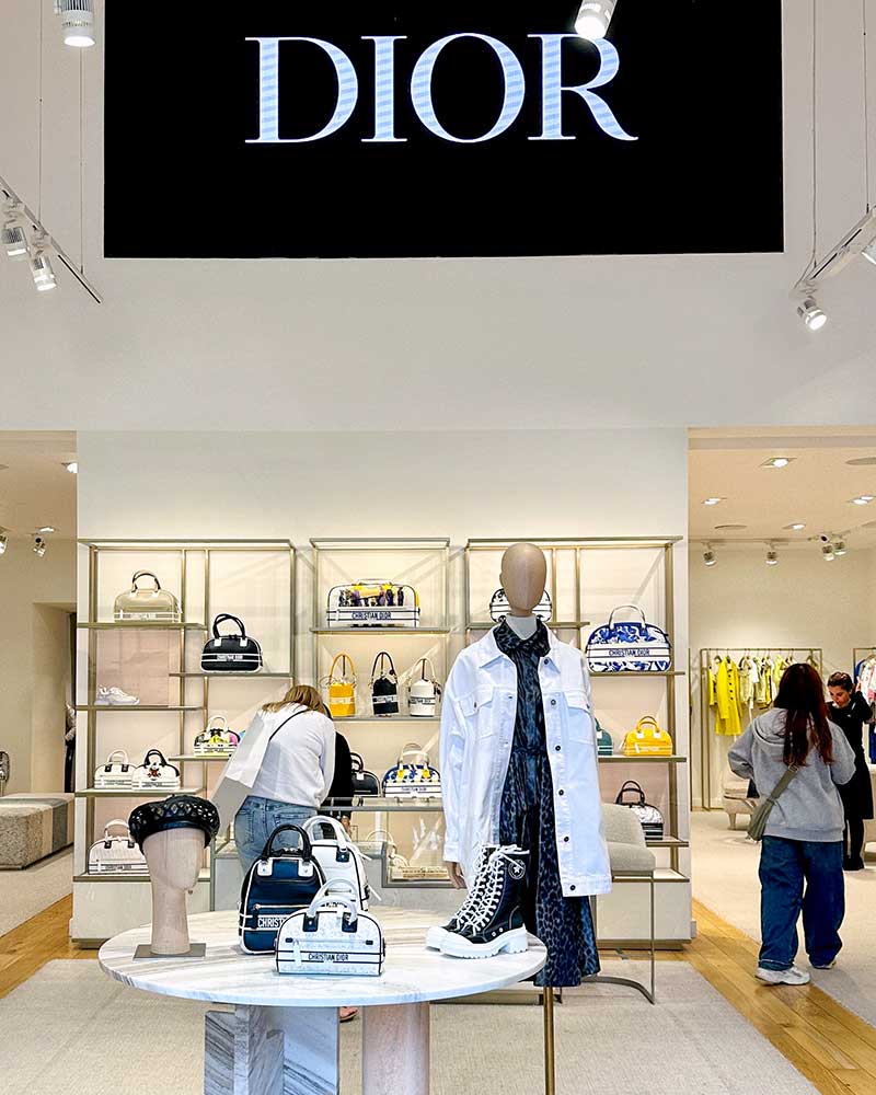 bicester village photos designer outlet shops Dior