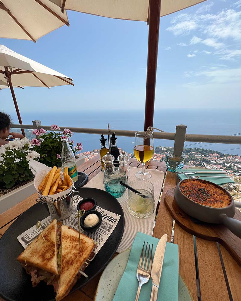 croatia travel guide book Panorama Restaurant Dubrovnik