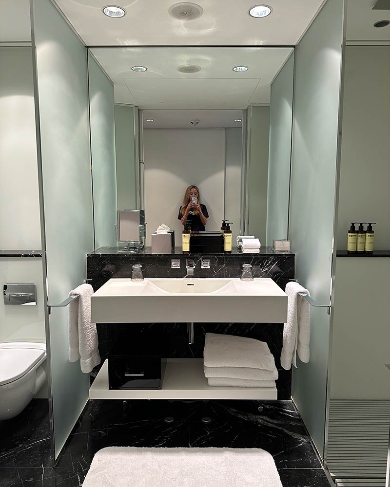 ME London hotel bathroom