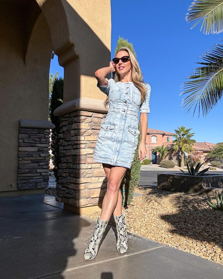 50 Best Denim Dresses For Women 2024 40 Ways To Wear Them   Denim Dresses In Style Blue Mini 768x960 