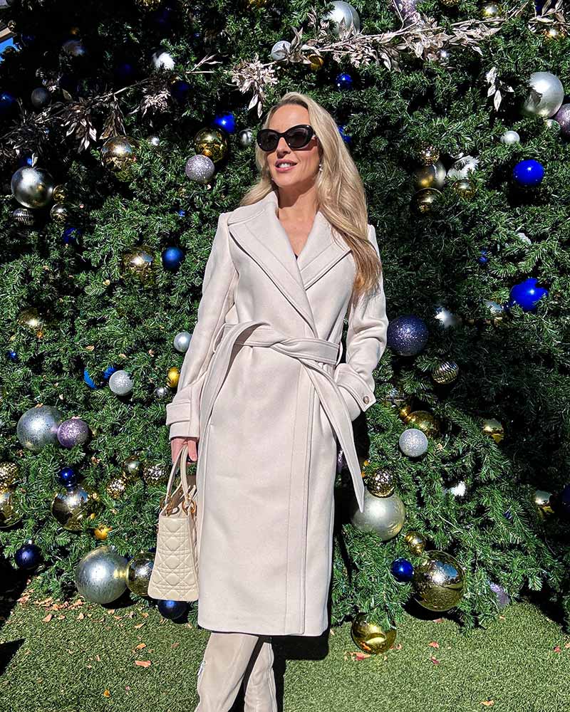 celebrities wearing reiss beige coat fashion blogger eve dawes