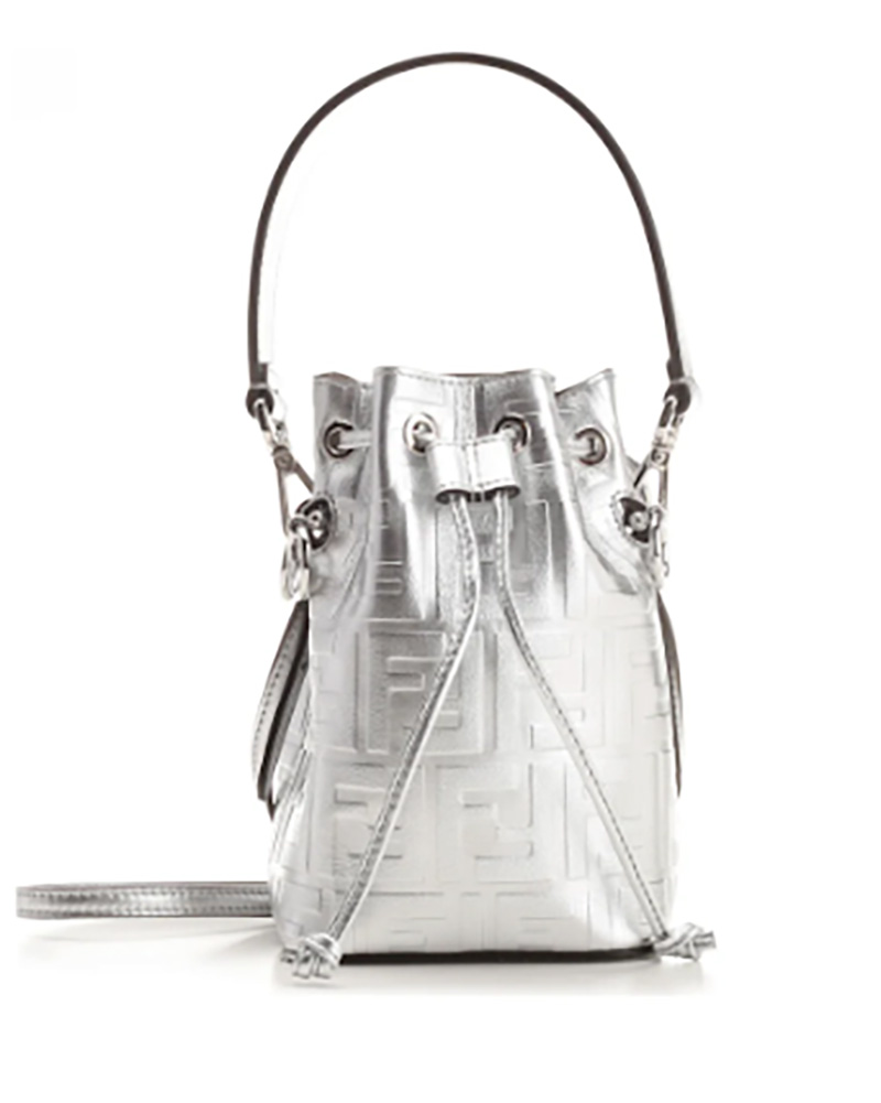 bag trend 2024 metallic silver shoulder bag