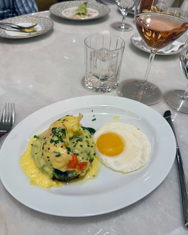 la fontaine restaurant brunch fontainebleau vegas