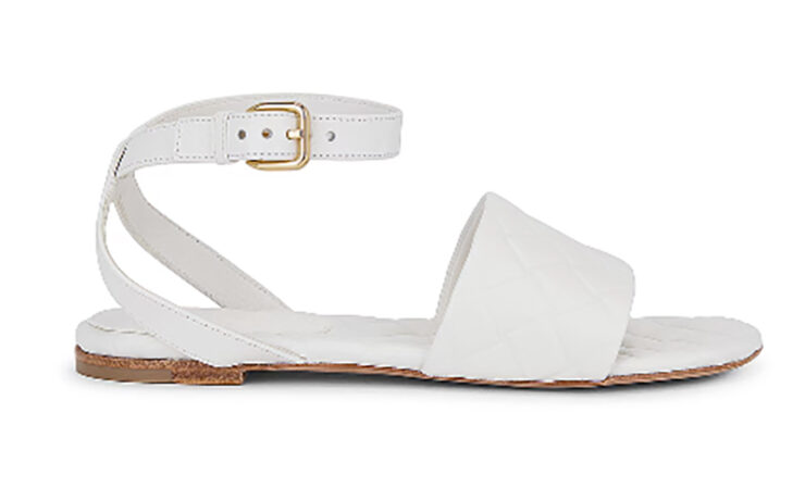 white flat sandals womens