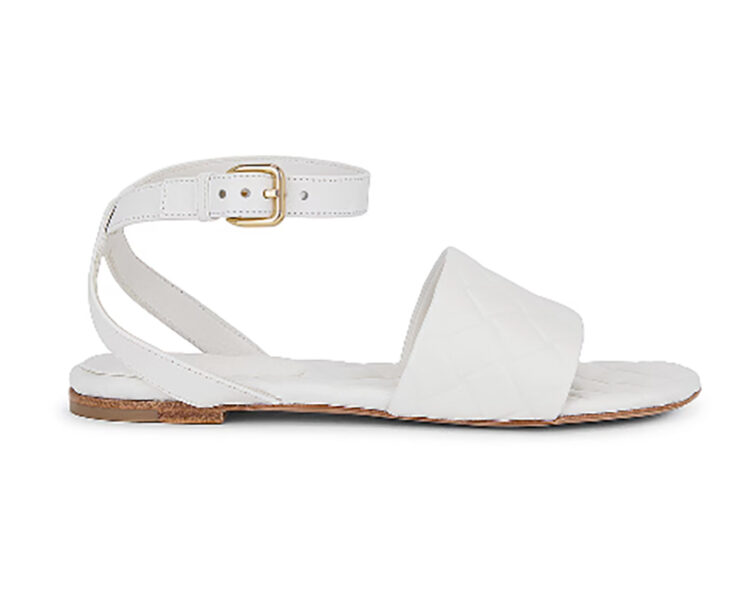 white flat sandals womens