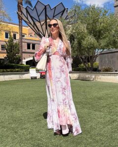 Tory Burch is BACK! I just got my hands the chic bag celebrities
