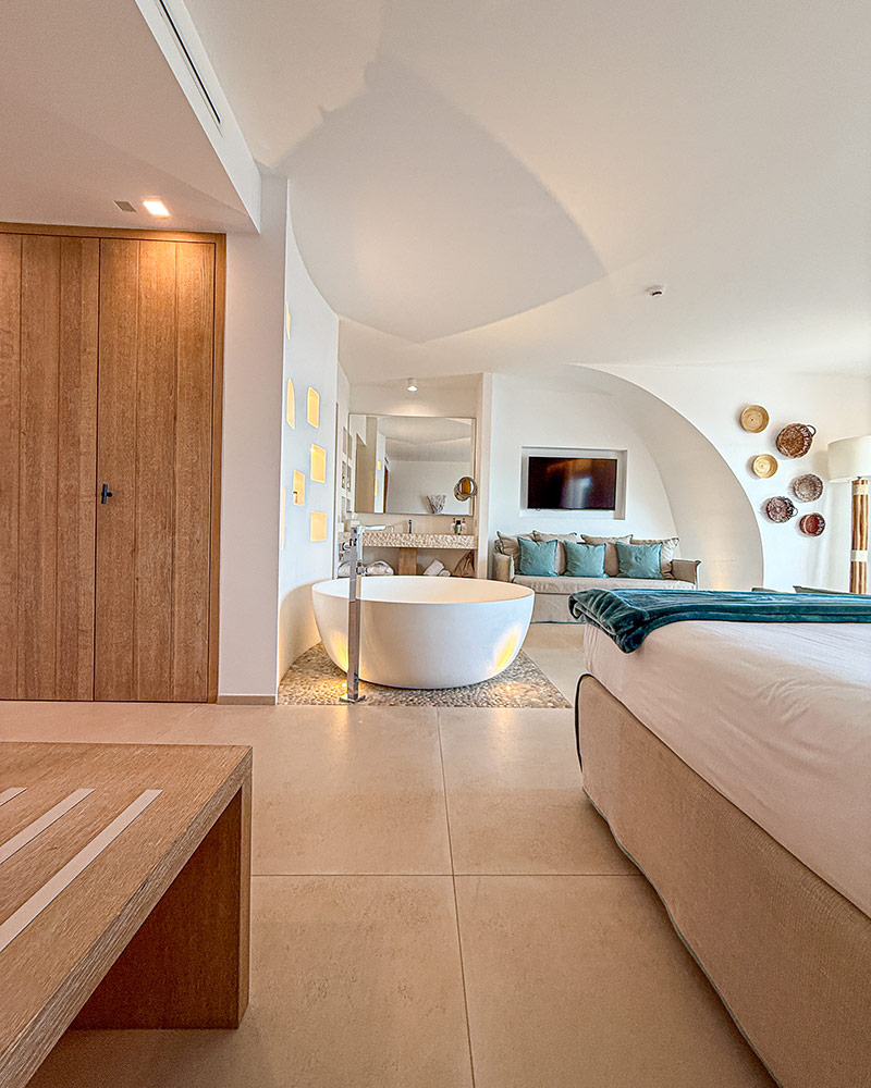 best hotel sardinia Gabbiano Azzurro hotel pool suite room