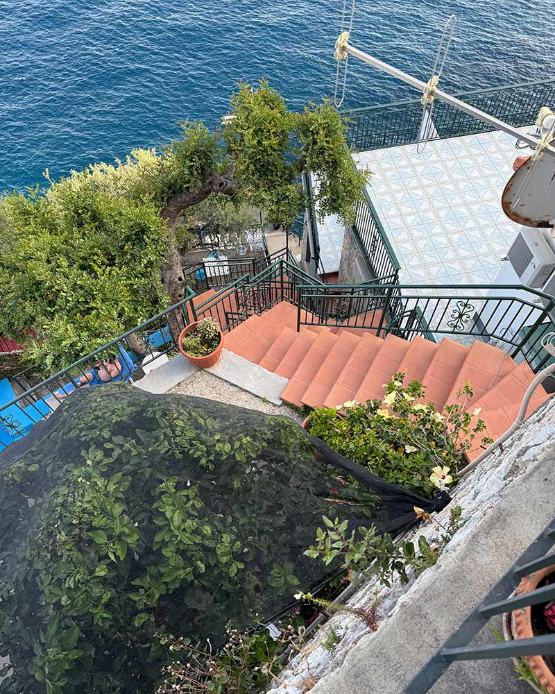Hotel Villa Maria Pia steps