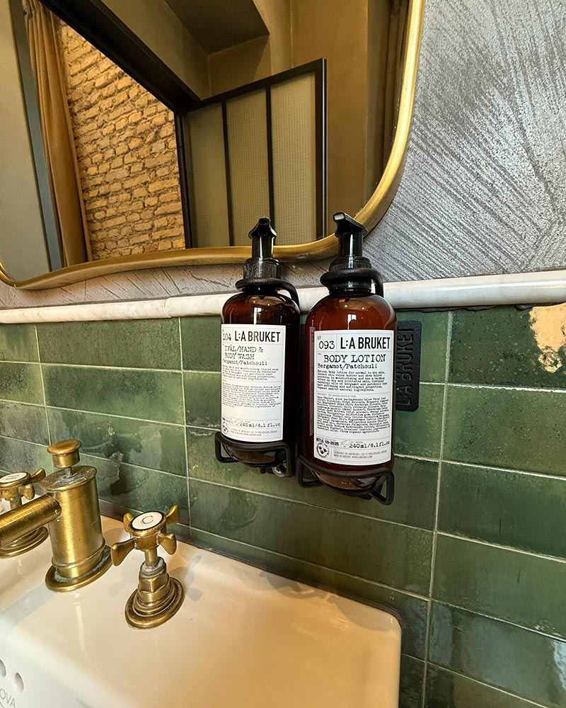 Hotel Chapter Roma toiletries