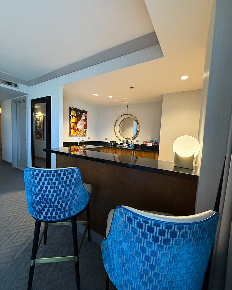 the Cosmopolitan Las Vegas hotel review suite wet bar