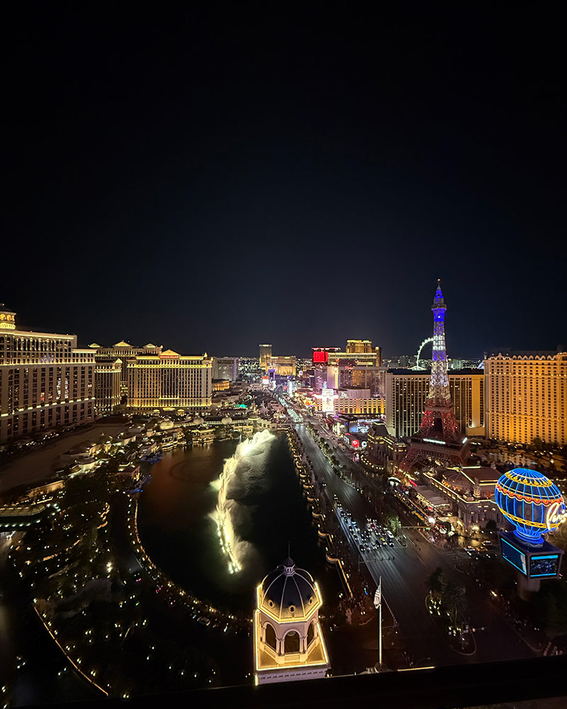 Wraparound Fountain View Terrace Suite view night