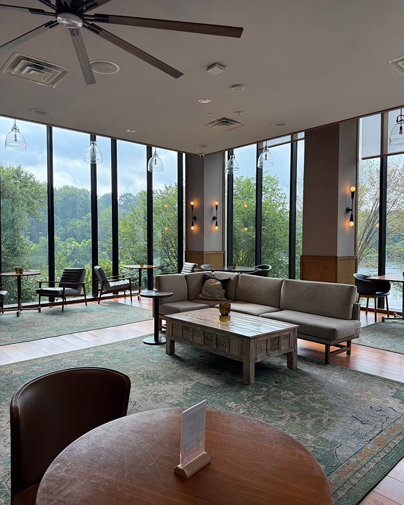 Merriweather Lakehouse Autograph Collection bar