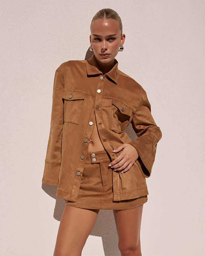 how style brown boots matching suede skirt set