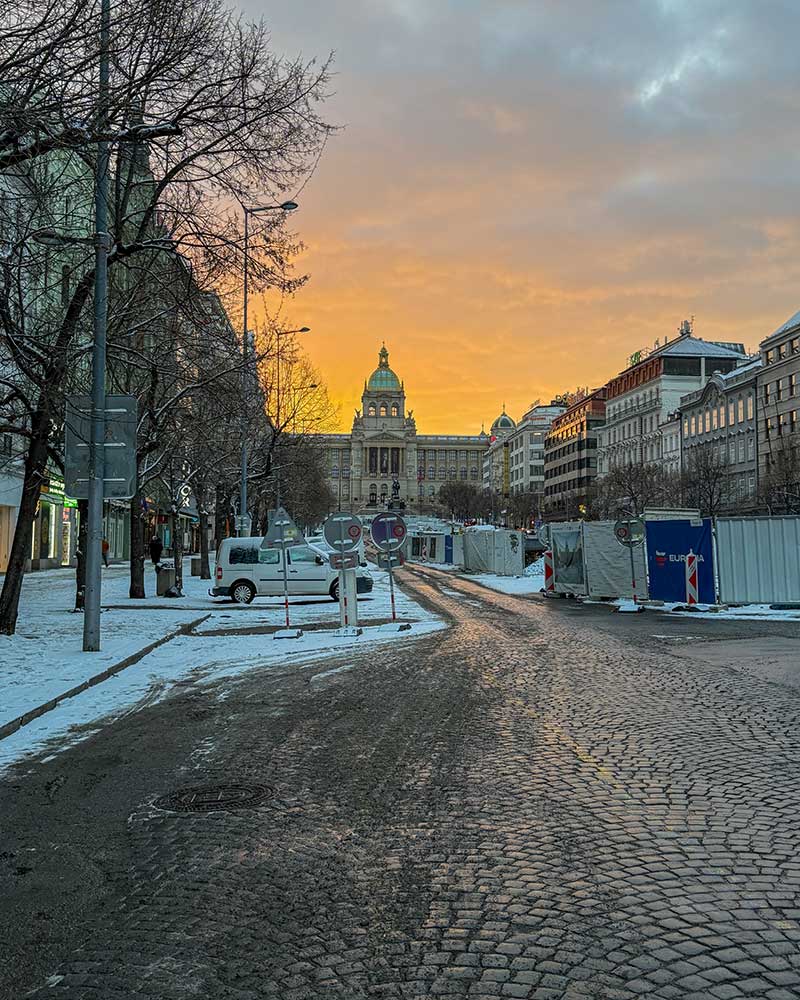 best things do prague wenceslas square