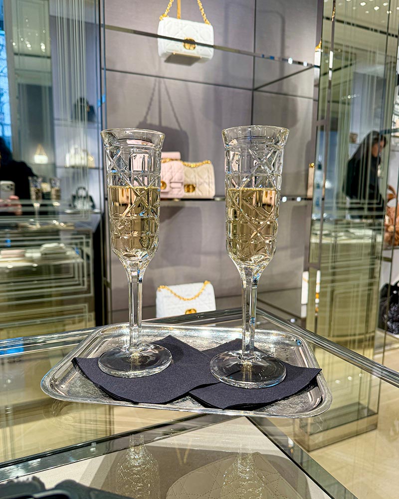 prague things do duty free shopping