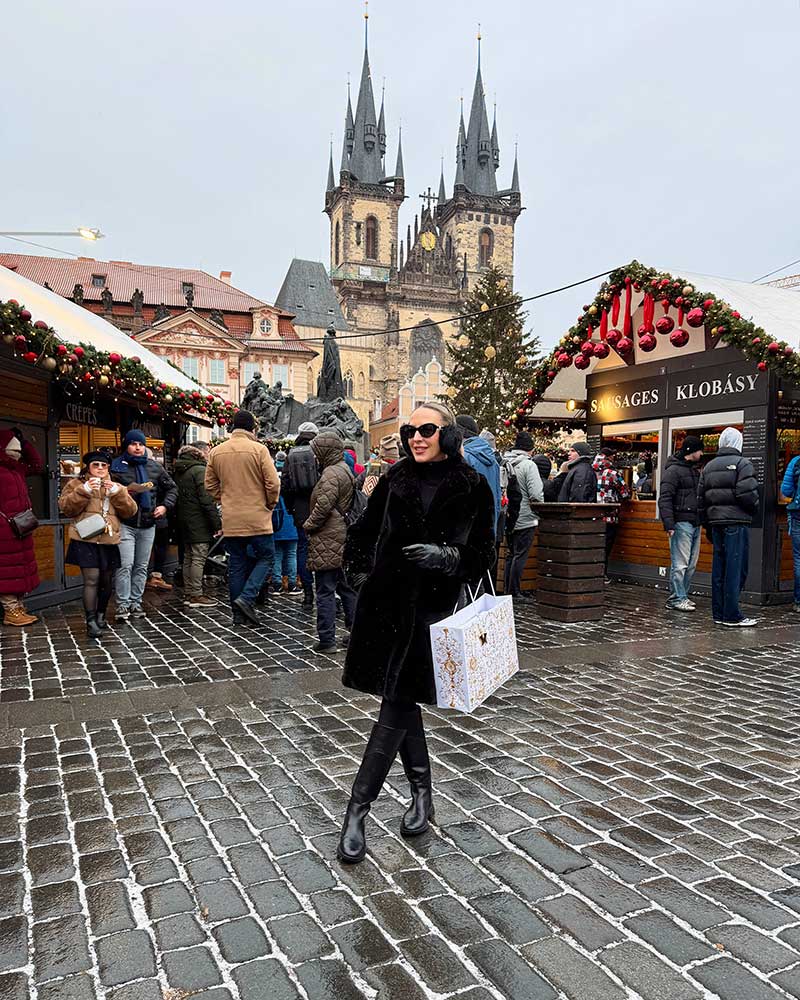 old town square prague christmas markets