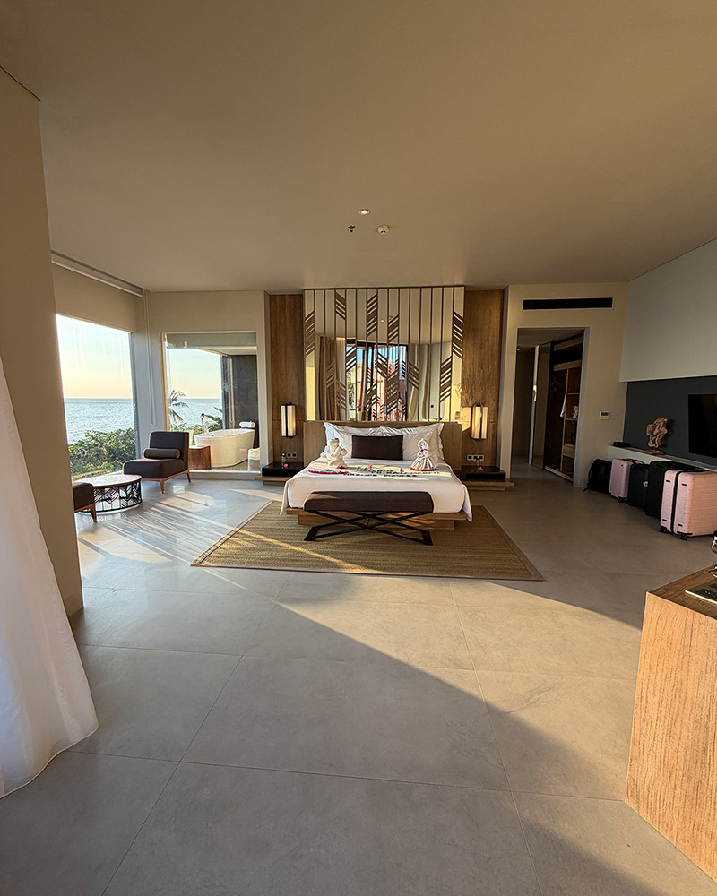 katamaran hotel resort lombok large room ocean view review