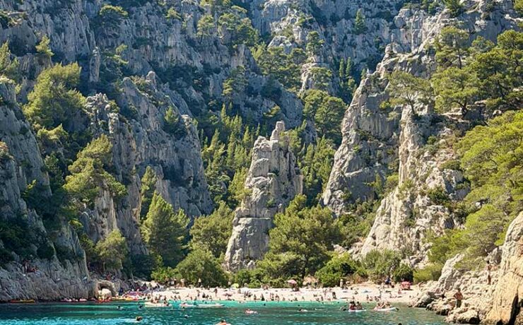cassis france attractions boat trip calanques