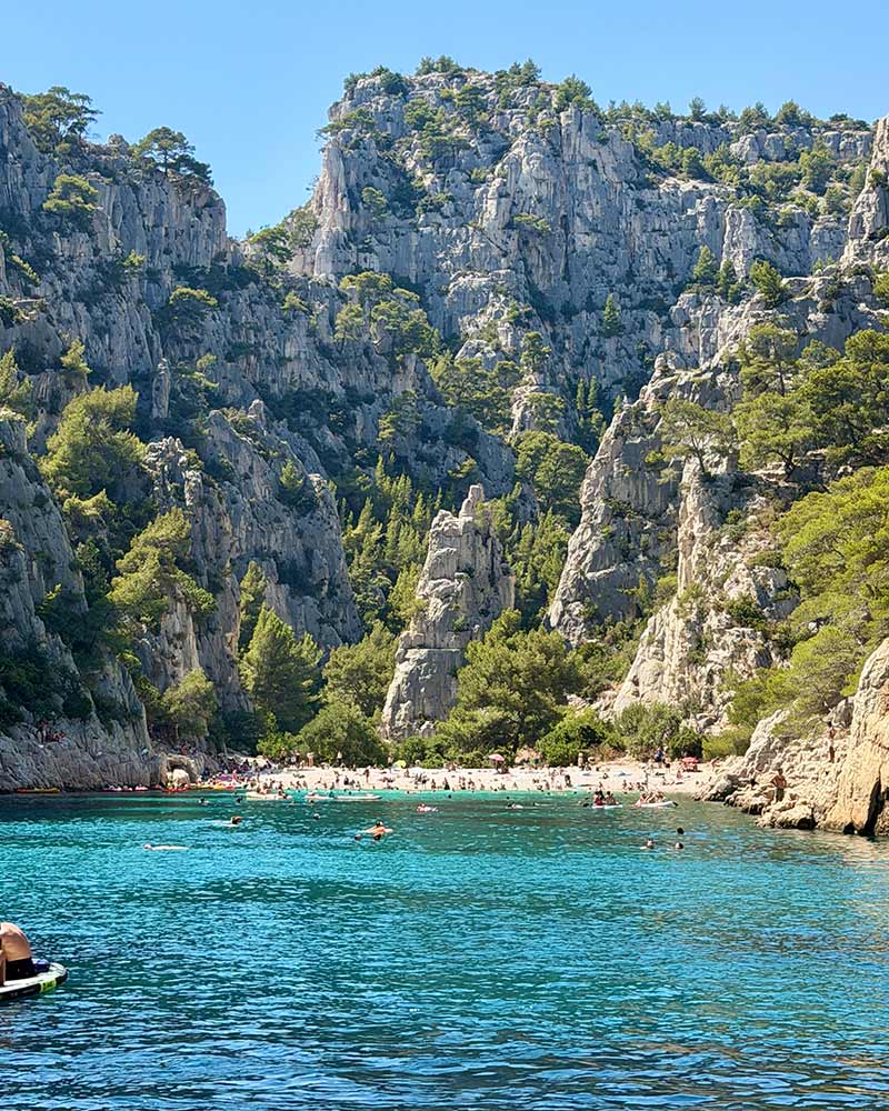cassis france attractions boat trip calanques