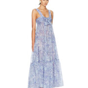 how to style jelly shoes blue dress matching shoes Chloé